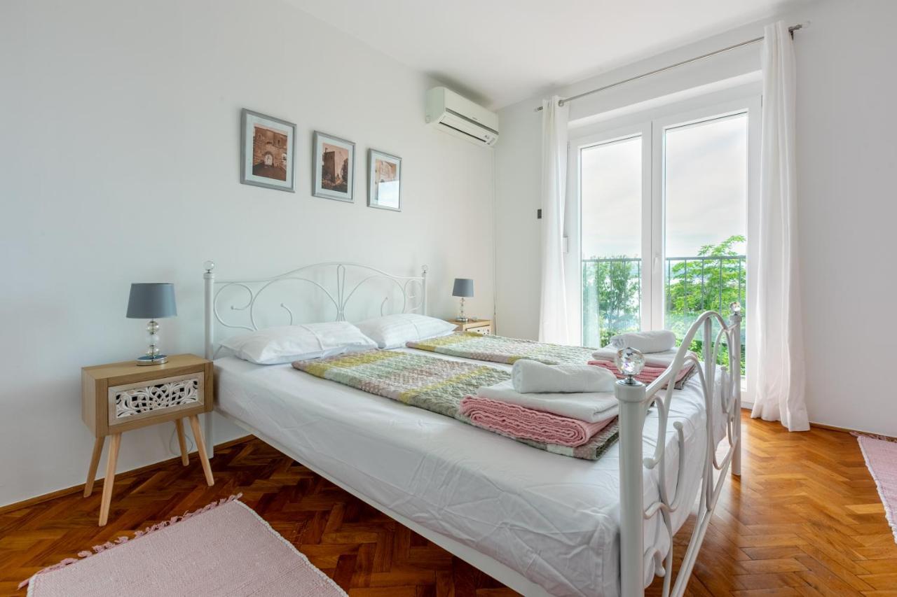 Apartment Carpe Diem "Pet Friendly" Crikvenica Exteriör bild